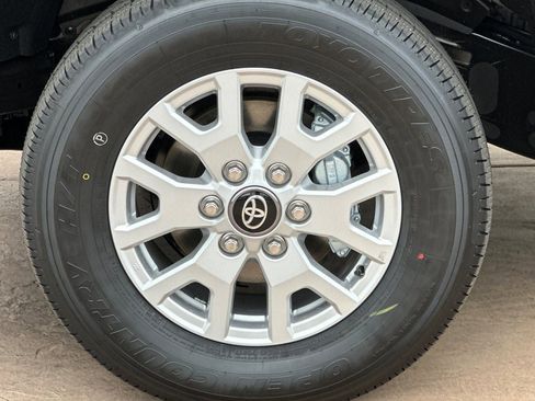 New 2026 Toyota Tacoma SR5 image 32