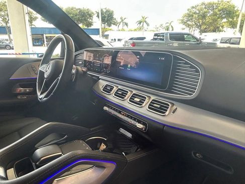 Used 2024 Mercedes-Benz GLE 450e 4MATIC image 29