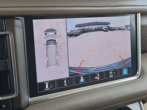 Used 2021 GMC Yukon Denali w/ Denali Ultimate Package AWD/4WD image 20