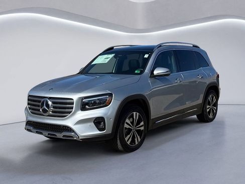 New 2025 Mercedes-Benz GLB 250 250 4MATIC image 7
