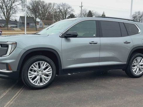 Certified 2025 GMC Acadia Elevation w/ Elevation Premium Package image 6