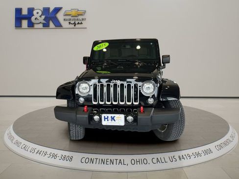 Used 2018 Jeep Wrangler Unlimited Sahara w/ Max Tow Package AWD/4WD image 2