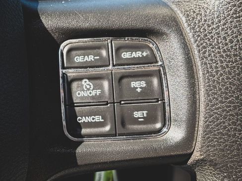 Used 2018 RAM 1500 Express w/ Express Value Package AWD/4WD image 11