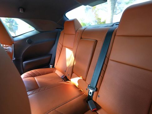 Used 2015 Dodge Challenger SRT Hellcat image 92