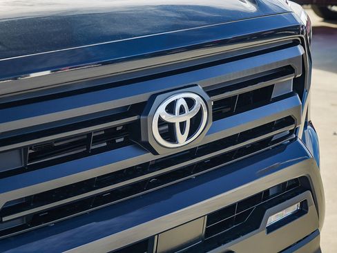 New 2026 Toyota Tacoma SR5 image 10