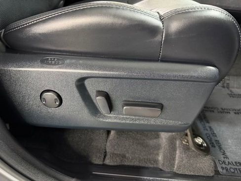 Used 2017 Toyota Tundra Platinum AWD/4WD image 24