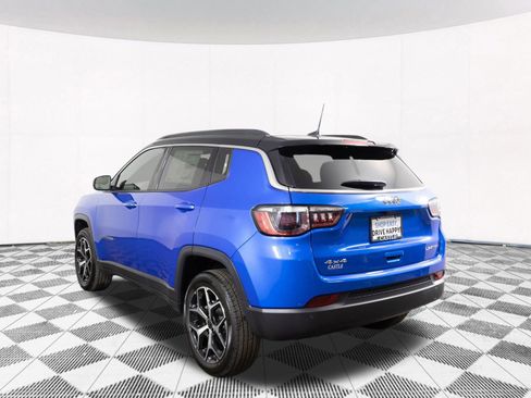 New 2026 Jeep Compass Limited image 11