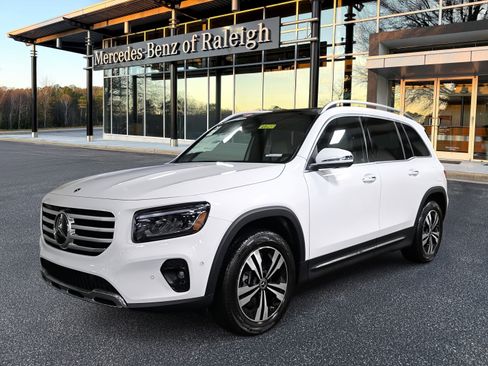 New 2026 Mercedes-Benz GLB 250 4MATIC image 1
