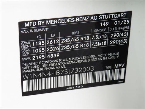 Used 2025 Mercedes-Benz GLA 250 4MATIC image 8