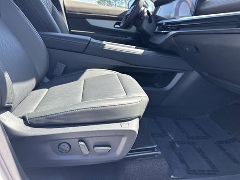 Used 2025 Nissan Murano Platinum w/ Cargo Package image 14