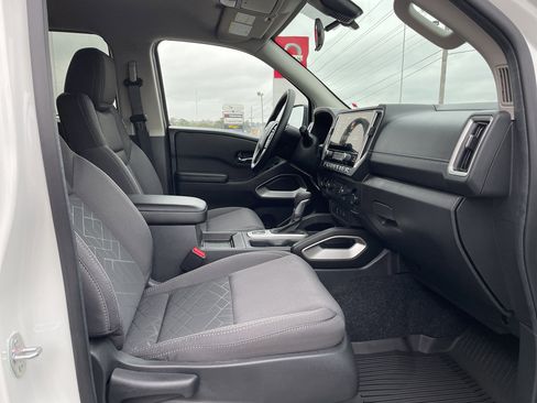 New 2026 Nissan Frontier SV image 20