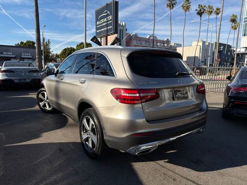 Used 2019 Mercedes-Benz GLC 300 w/ Premium Package image 10