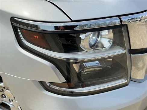 Used 2016 Chevrolet Tahoe LT image 17