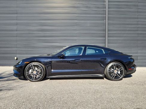 New 2026 Porsche Taycan GTS image 2