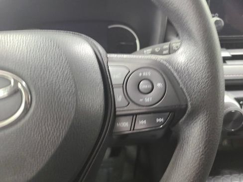Used 2023 Toyota RAV4 LE FWD image 23