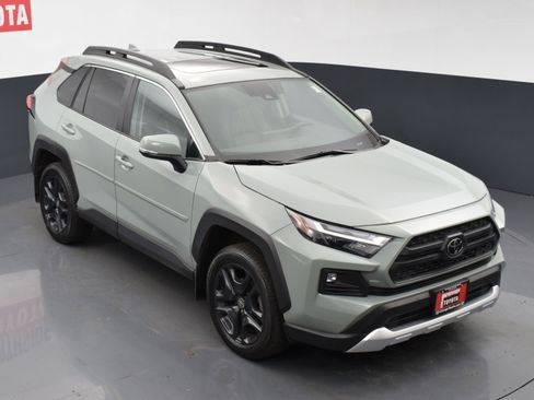 Used 2023 Toyota RAV4 Adventure w/ Convenience Package AWD/4WD image 25
