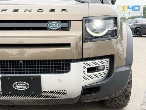 Used 2020 Land Rover Defender 110 SE AWD/4WD image 6