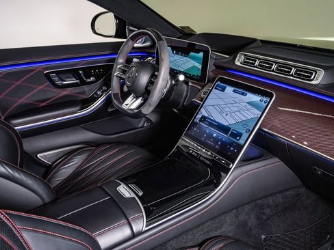 Used 2024 Mercedes-Benz S 63 AMG S image 16