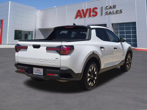 Used 2025 Hyundai Santa Cruz SEL AWD/4WD image 6