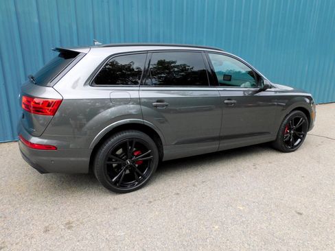 Used 2019 Audi Q7 3.0T Prestige AWD/4WD image 5