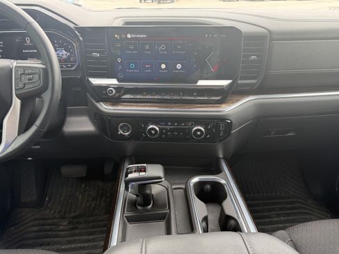 Used 2023 GMC Sierra 1500 Elevation AWD/4WD image 20