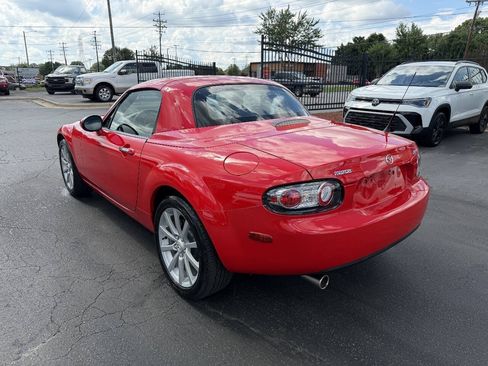 Used 2007 MAZDA MX-5 Miata Grand Touring RWD image 7