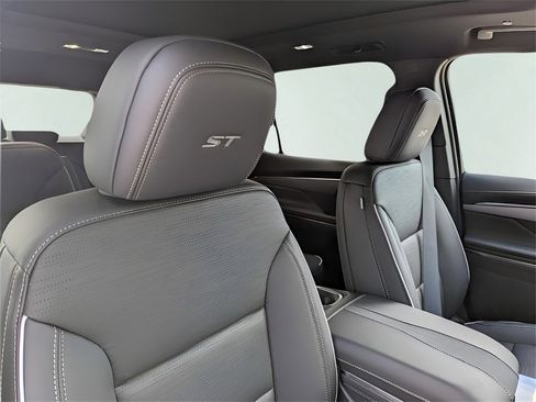 New 2025 Buick Enclave Sport Touring w/ Super Cruise Package image 30