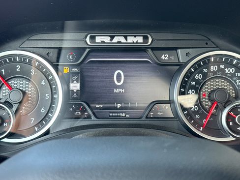 New 2026 RAM 1500 Laramie AWD/4WD image 23