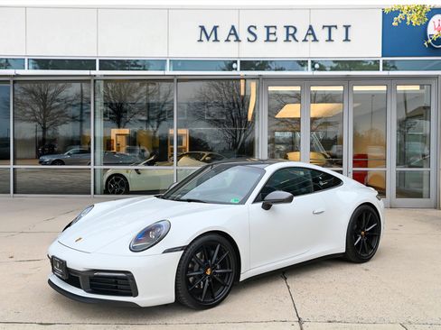 Used 2024 Porsche 911 Carrera T image 1