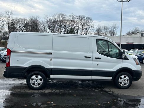 Used 2019 Ford Transit 250 130 Low Roof image 5