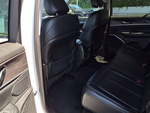 Used 2022 Jeep Grand Cherokee Limited 4xe AWD/4WD image 19