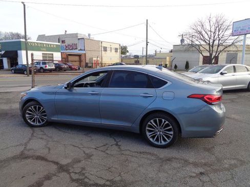 Used 2017 Genesis G80 3.8 image 4