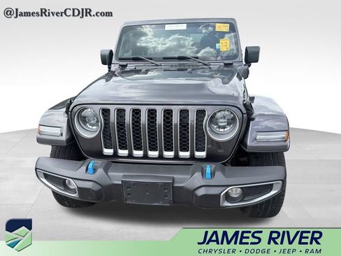 Used 2023 Jeep Wrangler Unlimited Sahara w/ Cold Weather Group AWD/4WD image 3