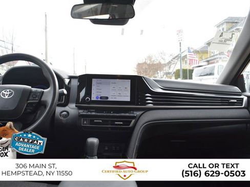 Used 2025 Toyota Camry LE image 28