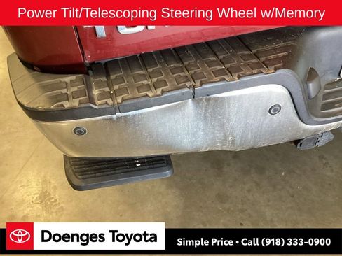 Used 2010 Toyota Tundra Limited image 17