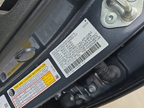 Used 2023 Honda Accord LX image 32