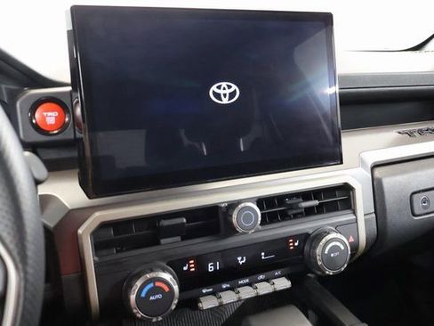 Used 2024 Toyota Tacoma TRD Sport image 17