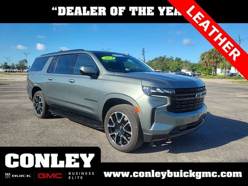 Used 2024 Chevrolet Suburban RST image 1