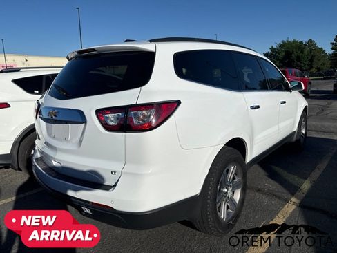 Used 2017 Chevrolet Traverse LT FWD image 12