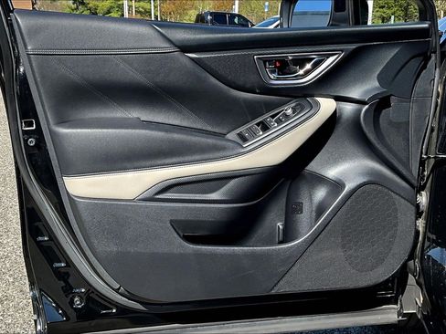 Used 2022 Subaru Forester Limited AWD/4WD image 18