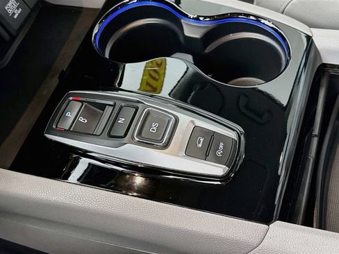 Used 2016 Honda Pilot Elite image 17