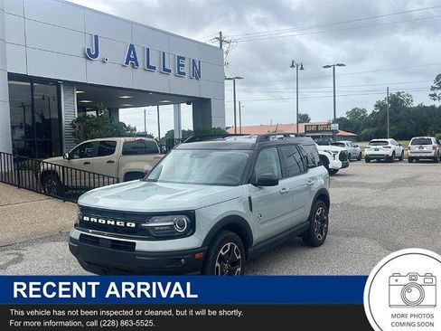 Certified 2024 Ford Bronco Sport Outer Banks w/ Tech Package AWD/4WD image 1