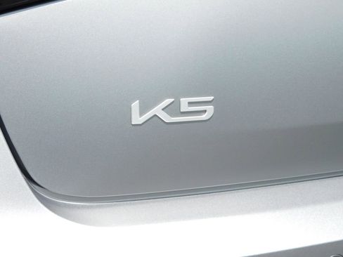 Used 2025 Kia K5 GT-Line w/ GT-Line Premium Package FWD image 34