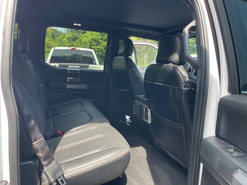 Used 2016 Ford F150 Platinum w/ Equipment Group 701A Luxury AWD/4WD image 32