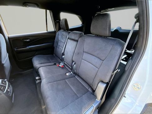 Used 2022 Honda Pilot Sport image 18