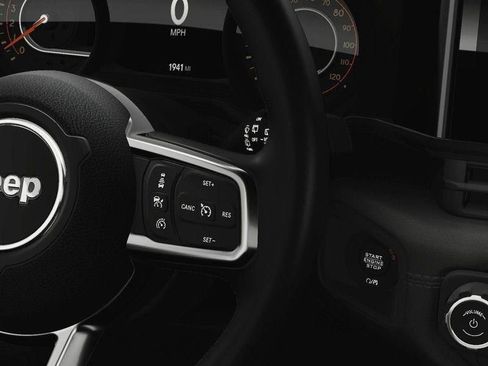 Certified 2025 Jeep Wrangler Sahara image 15