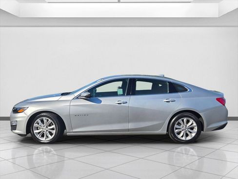 Used 2022 Chevrolet Malibu LT image 8