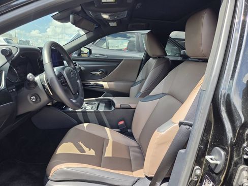 Used 2024 Lexus ES 350 w/ Premium Package FWD image 26