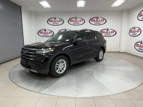 New 2026 Ford Explorer Active w/ Active Comfort Package RWD image 5