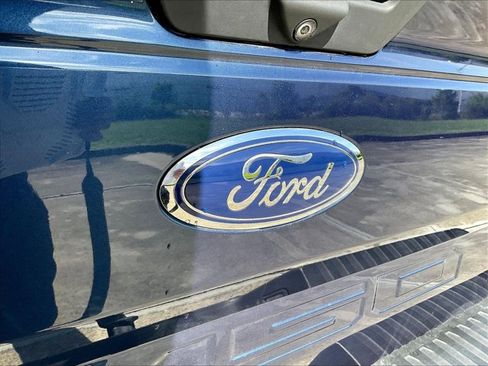 Used 2018 Ford F150 XLT w/ Equipment Group 302A Luxury RWD image 29